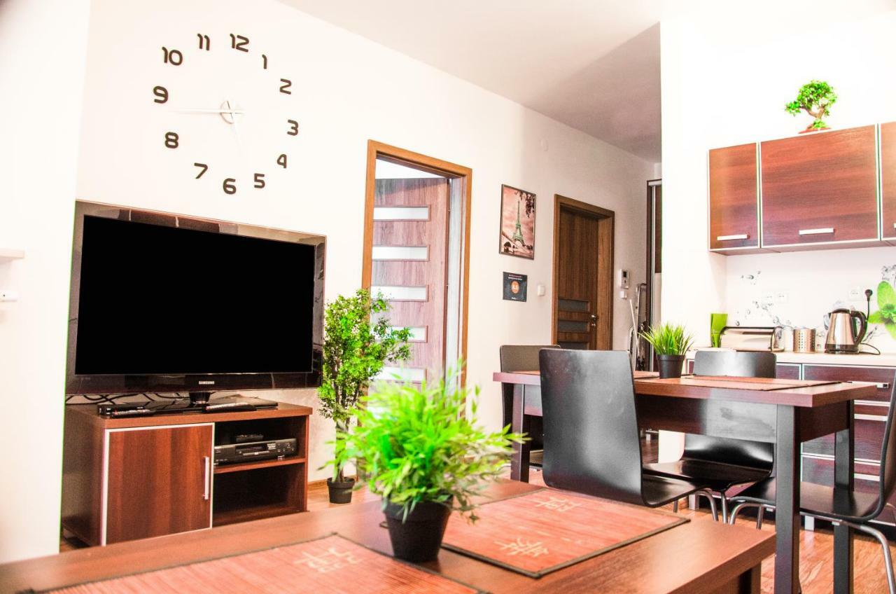 Apartament Centrum Gieldowa Warszawa Eksteriør bilde