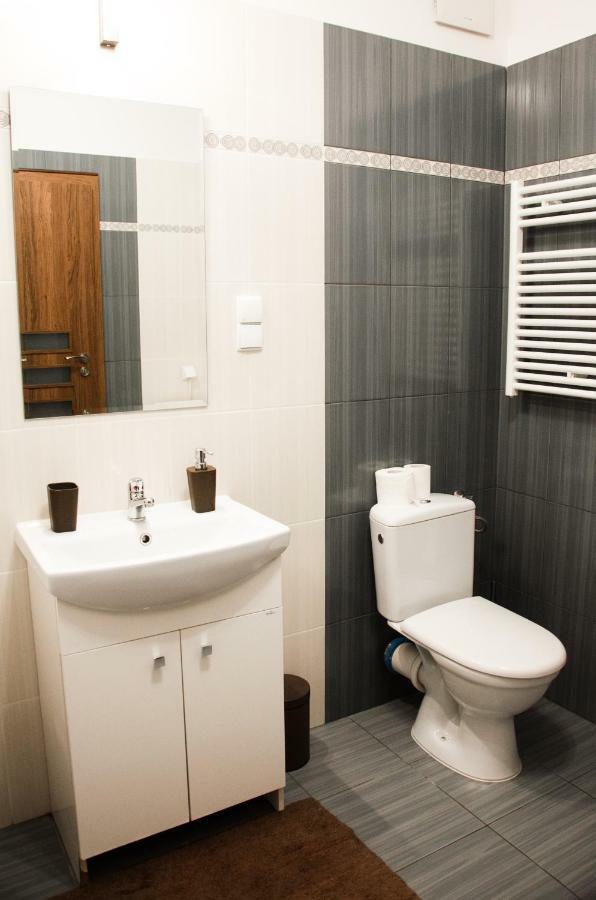Apartament Centrum Gieldowa Warszawa Eksteriør bilde